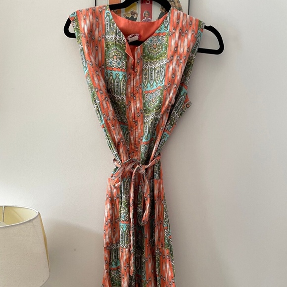 🐣Vintage 70s Orange Paisley Zipper Dress - Picture 1 of 4